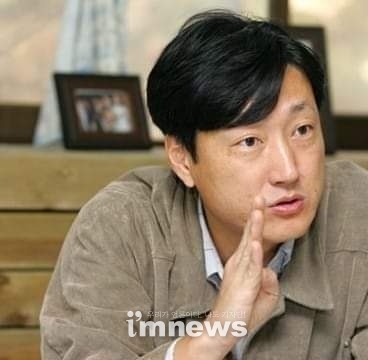 정치평론가 최한욱